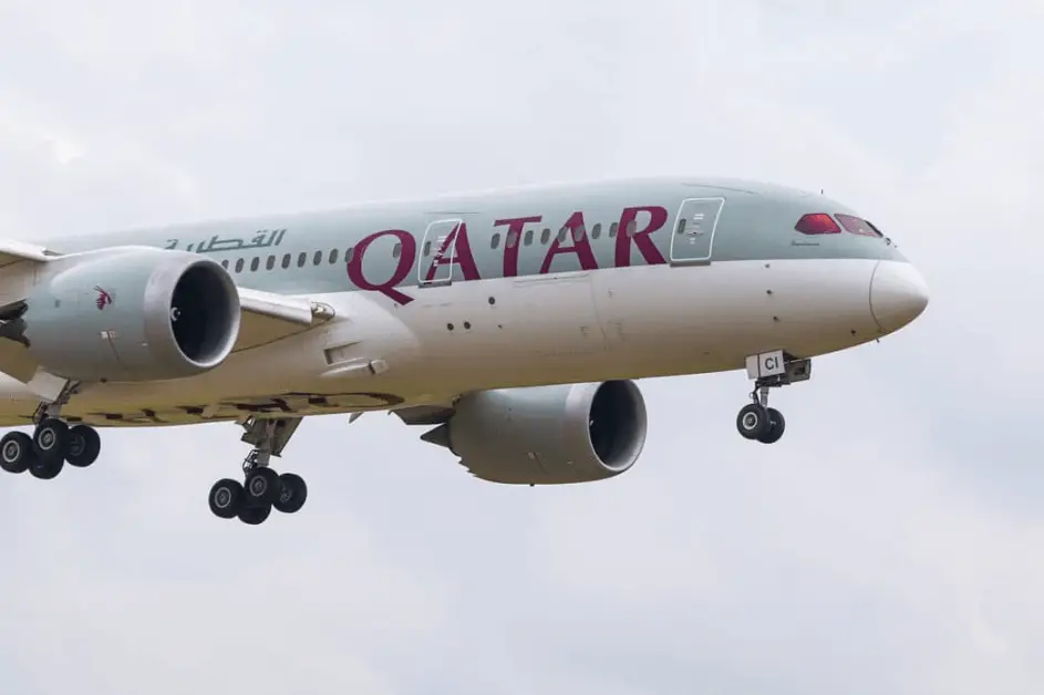 qatar dreamliner tia