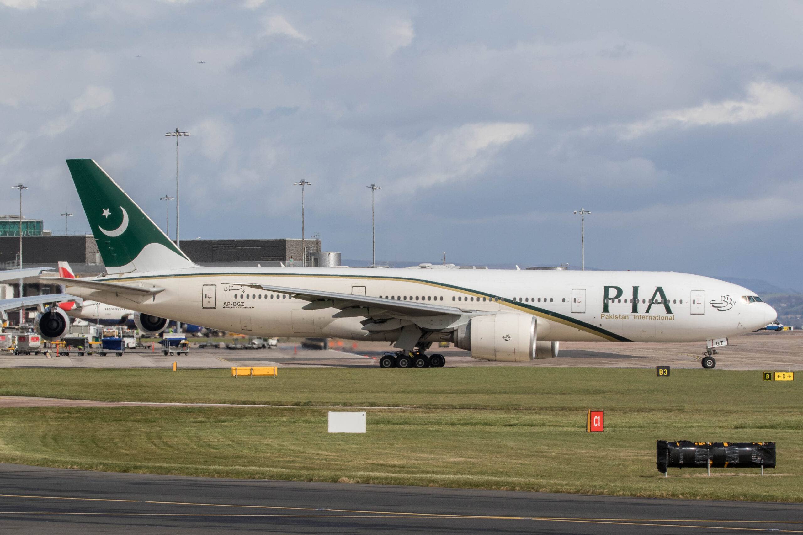pia boeing 777 1 scaled