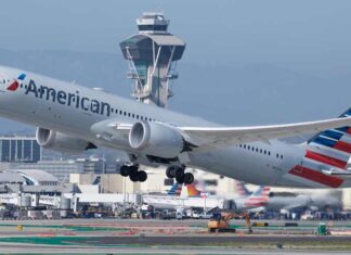 american-airlines-boeing-787-9-dreamliner-aviatechchannel
