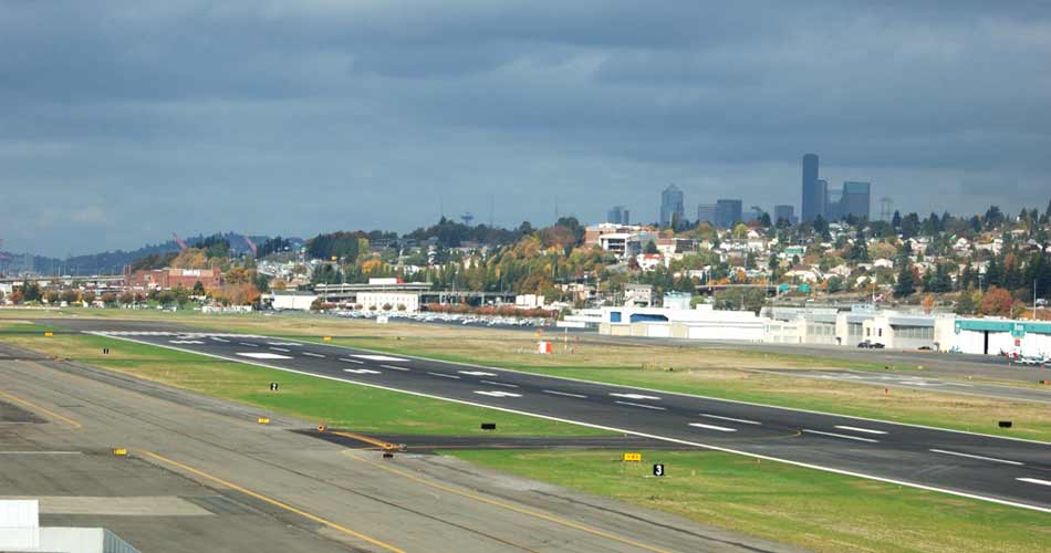 boeing field runway aviatechchannel
