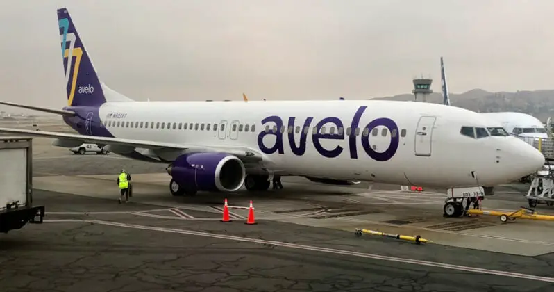 Want To Become An Avelo Airlines Pilot In 2023? (Salary, Requirements)