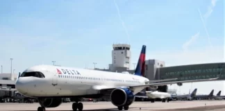 delta-aircraft-at-denver-airport-aviatechchannel